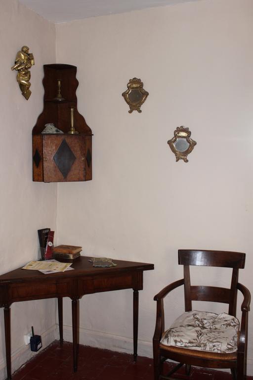 Chateau De Vedene Ruang foto