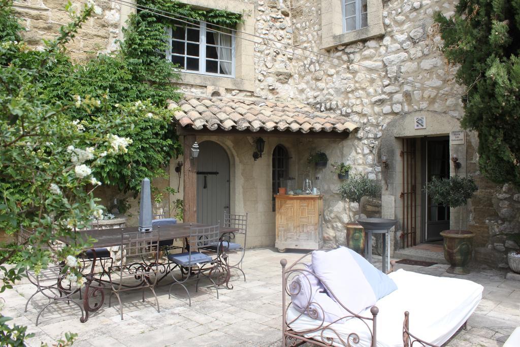Chateau De Vedene Bagian luar foto