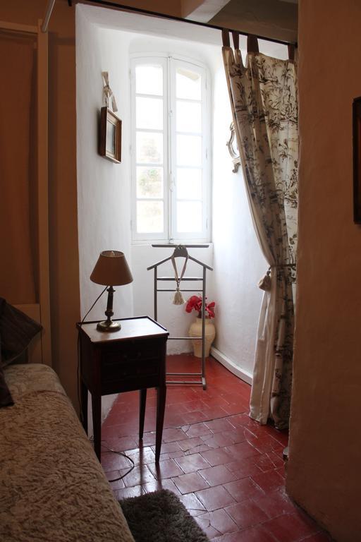 Chateau De Vedene Bagian luar foto